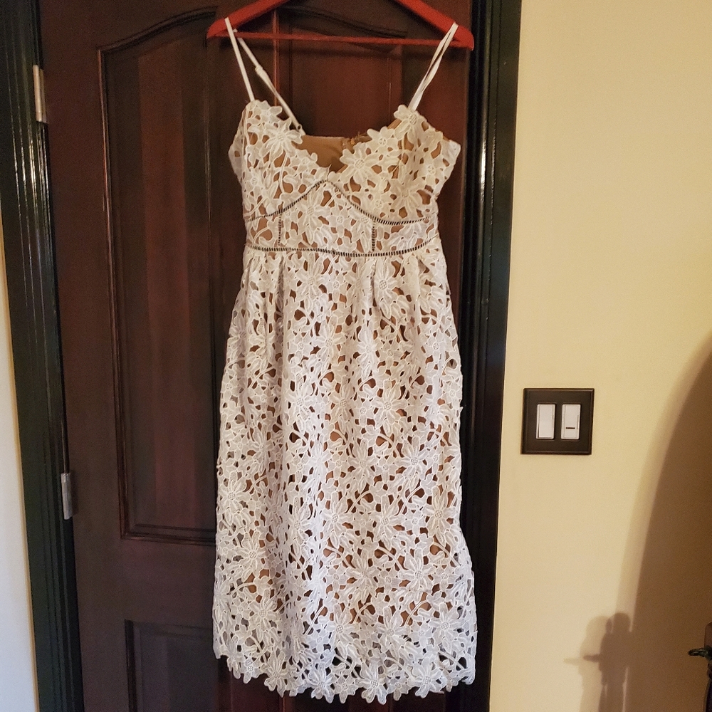 Sans Souci Lace midi dress